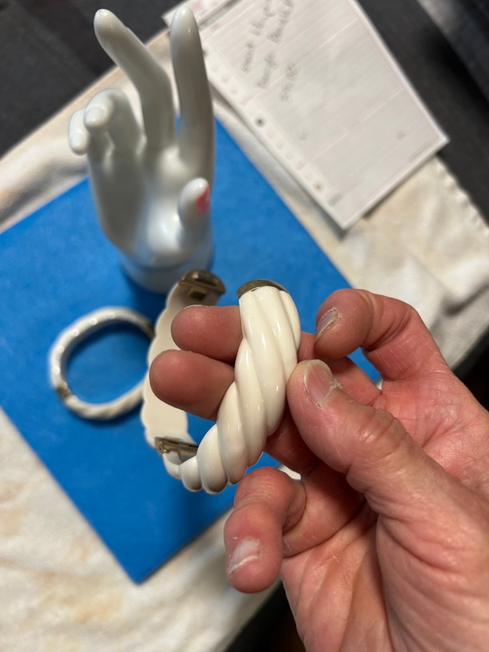 Ivory colored twisted bracelets - Picture 13 of 14